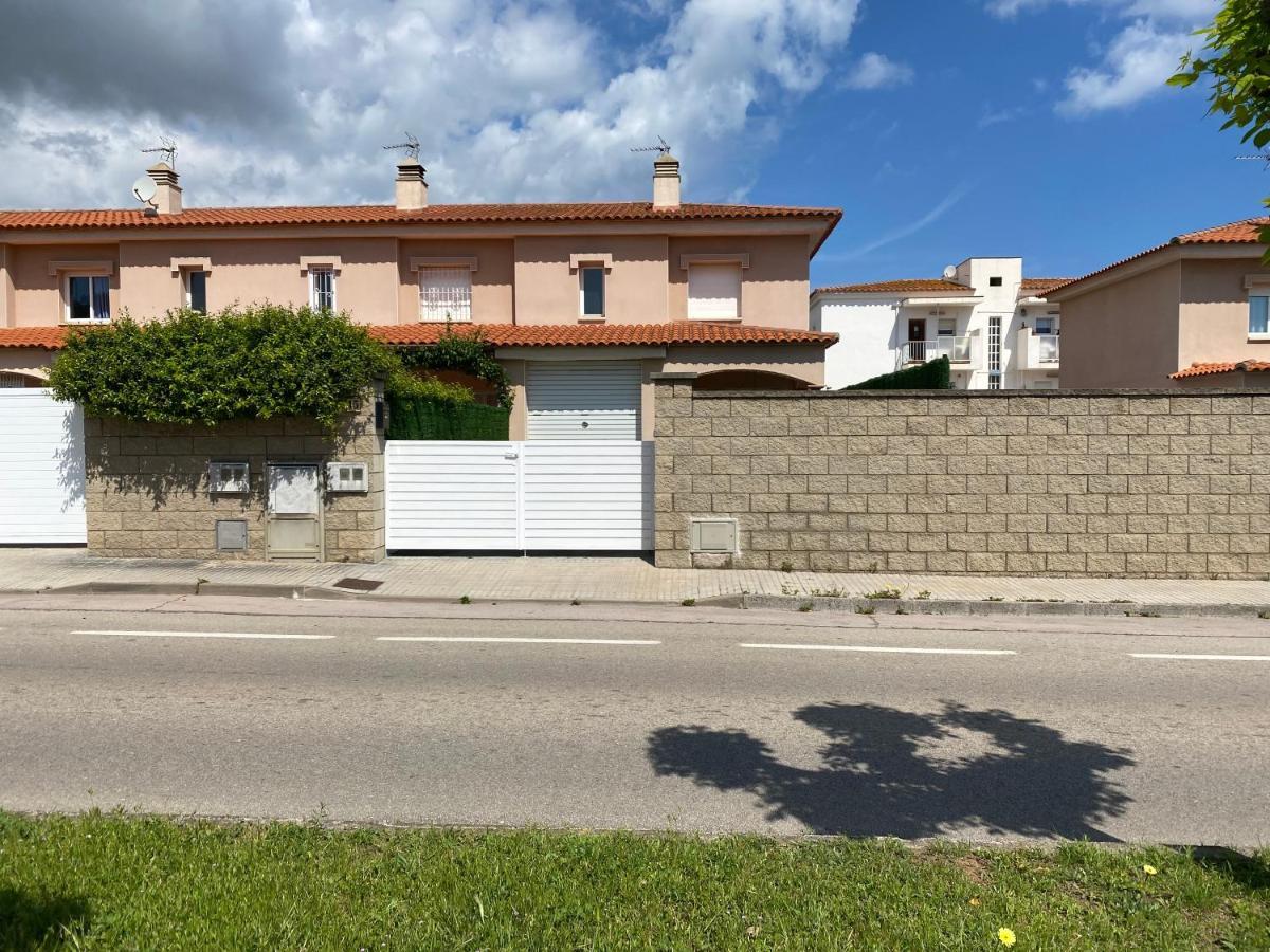 Casa A L'Escala, Piscina Comunitaria, Mallols Exterior photo